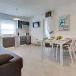 Kastelina 2 Apartmán Vir