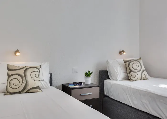 Appartement Kastelina 2 Vir